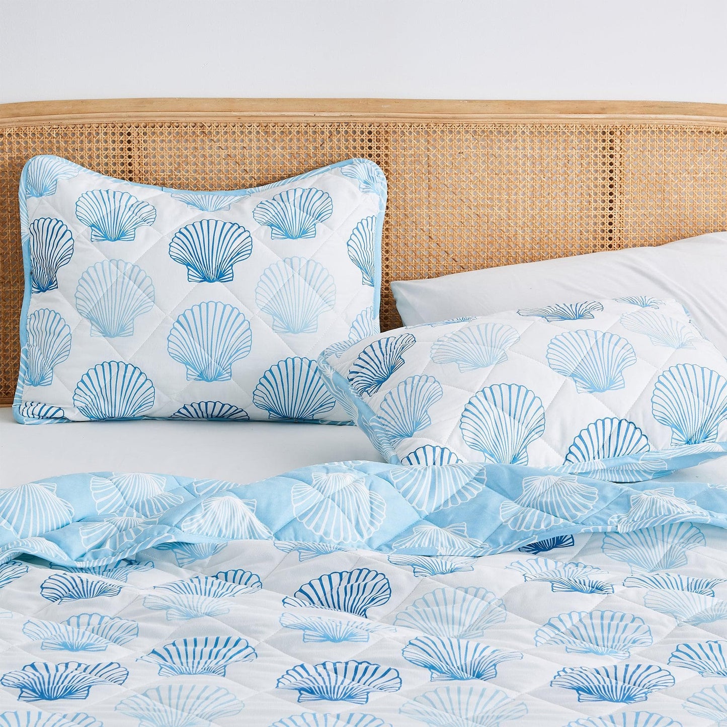 Coastal Blue Seashell Quilt Set - Cersi Collection